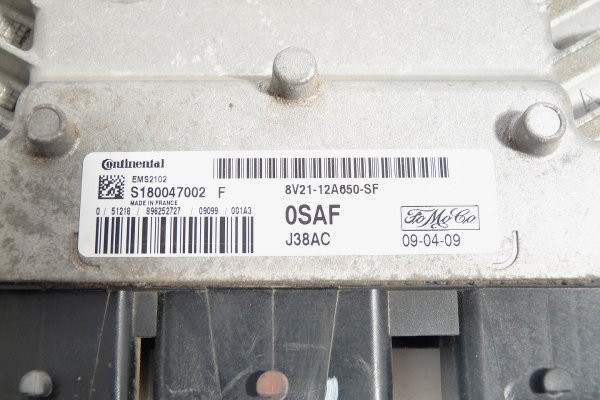 Komputer sterownik silnika Ford Fiesta MK7 2009 1.25i Hatchback 3-drzwi