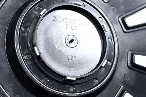 _Kołpaki R17 Suzuki komplet