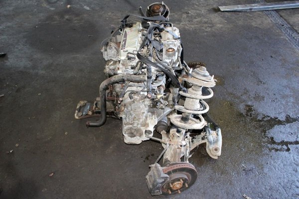 _Skrzynia biegów 2WD Mitsubishi Grandis 2004 2.4MIVEC