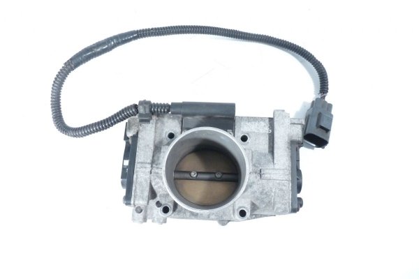 Przepustnica Volvo S680 2001 2.4i B5244S2