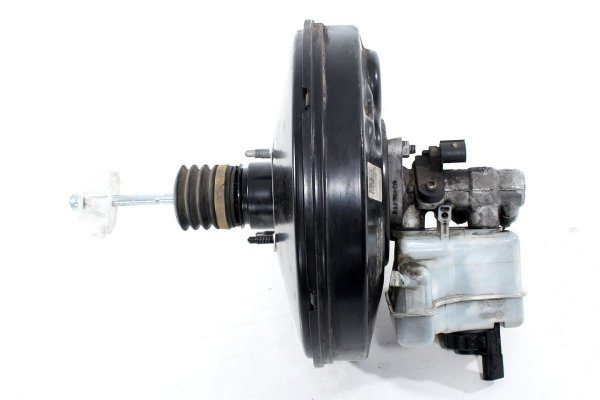 Serwo pompa  hamulcowa  VW Passat B6 2005-2010 2.0TDI