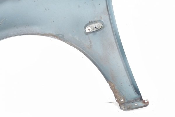 Błotnik przód prawy Mitsubishi Galant EA0 2000 2.4GDI 4G64 Sedan