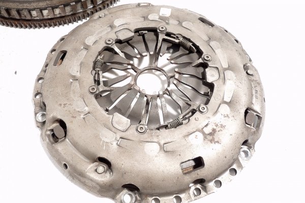 Sprzęgło tarcza docisk koło dwumasowe Volvo V70 2003 2.4 D5 D5244T Kombi