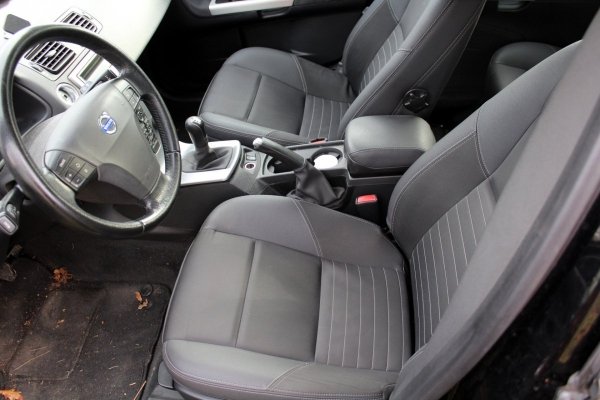 Drzwi przód prawe Volvo V50 2005  Kombi 