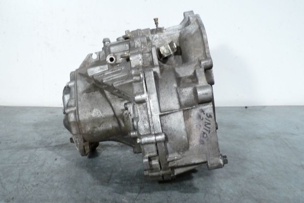 Skrzynia biegów Opel Sintra 1996-1999  2.2i 16V X22XE