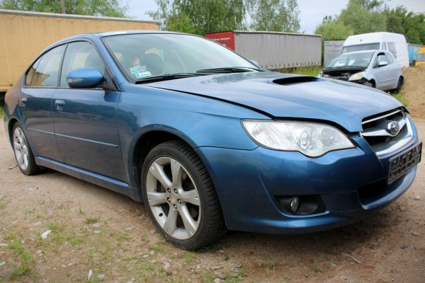 Szyba drzwi przód lewa Subaru Legacy BL 2008 2.0D EE20Z Sedan