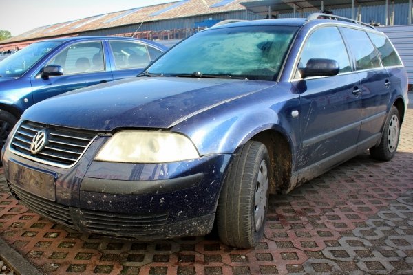 VW Passat B5 Lift 2002 1.6i ALZ Kombi [B]