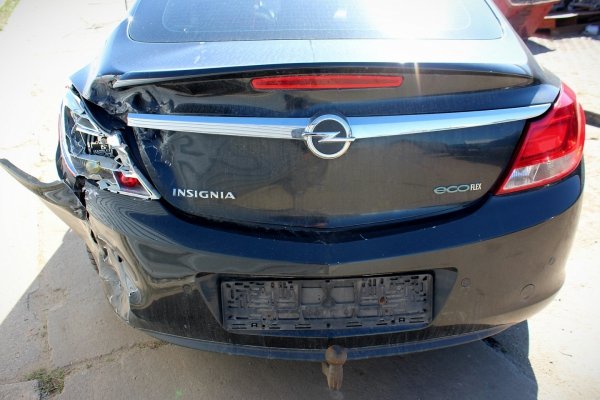 Zwrotnica przód prawa Opel Insignia A 2010 2.0CDTI Liftback 