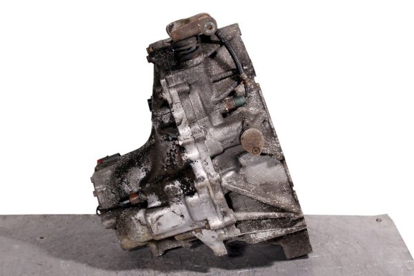 _Skrzynia biegów Nissan Micra K11 1992-2000 1.3i 16V (impulsator na linkę)
