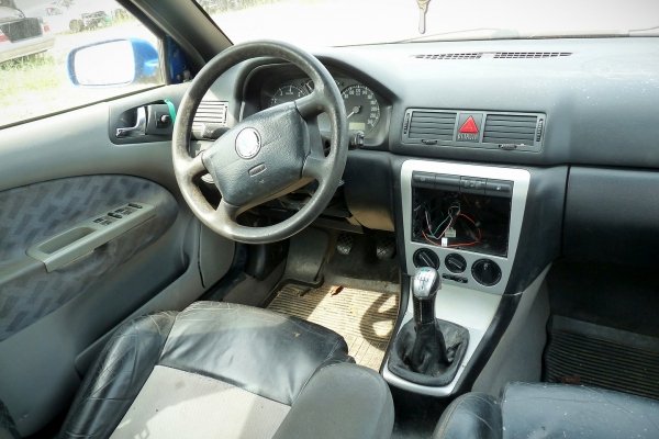 Lusterko prawe Skoda Octavia I 1U 1999 Liftback