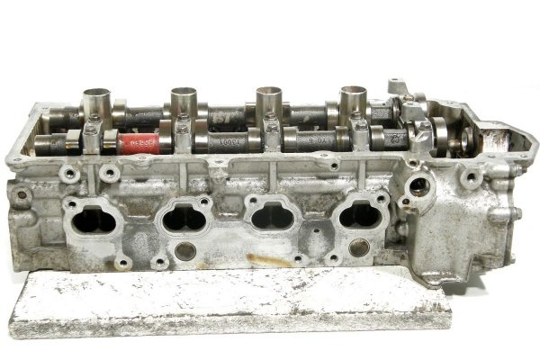 Głowica Nissan Primera P11 1999-2001 1.8i 16V