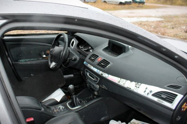 _Hak holowniczy Renault Megane III 2009  (2008-2012) Kombi 