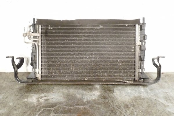 Chłodnica wody Klimatyzacji wentylator  Ford Focus MK2 Lift 2010 1.6i Hatchback 5-drzwi 