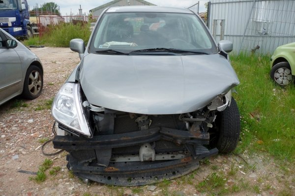 Podszybie Nissan Tiida C11 2008  Hatchback 5-drzwi 