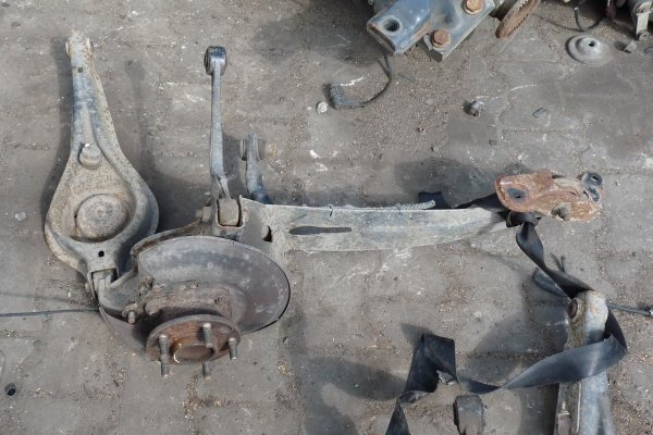 _Zwrotnica wahacz tył lewy Jaguar X-Type 2005 2.0D Kombi 
