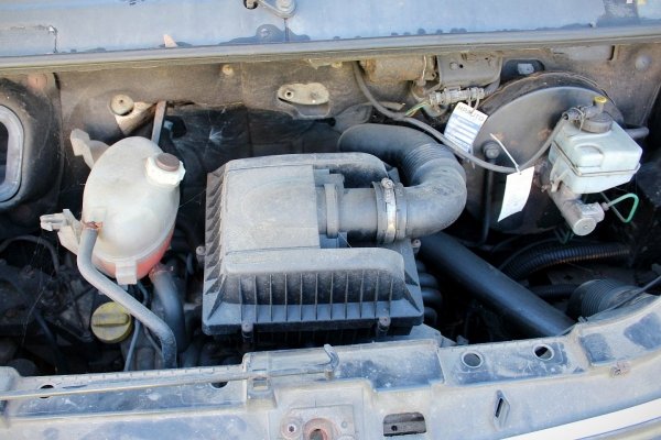 Renault Master II 2005 2.5DCI G9U754