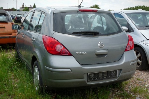 Zamek drzwi tył prawy Nissan Tiida C11 2008 Hatchback 5-drzwi