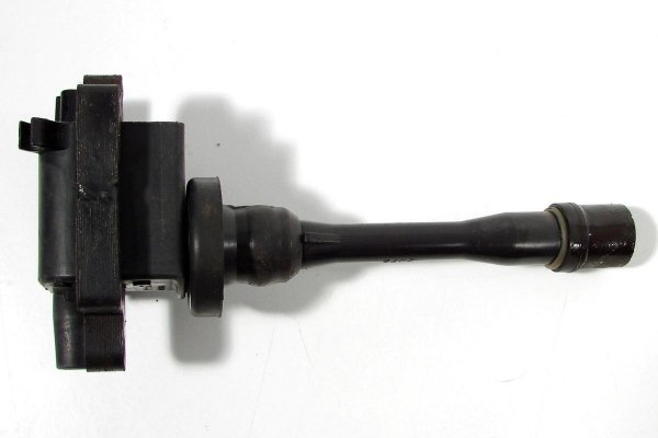 Cewka zapłonowa Mitsubishi Carisma 1995-2004 1.6i 1.8i 16V