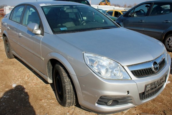 Zamek drzwi przód lewy Opel Vectra C 2005 Lift Sedan