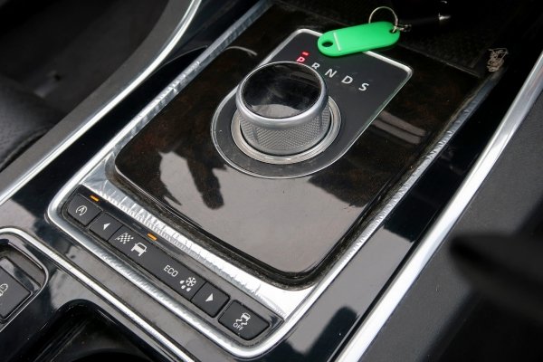 _Szyberdach panorama Jaguar XF X260 2016 Sedan