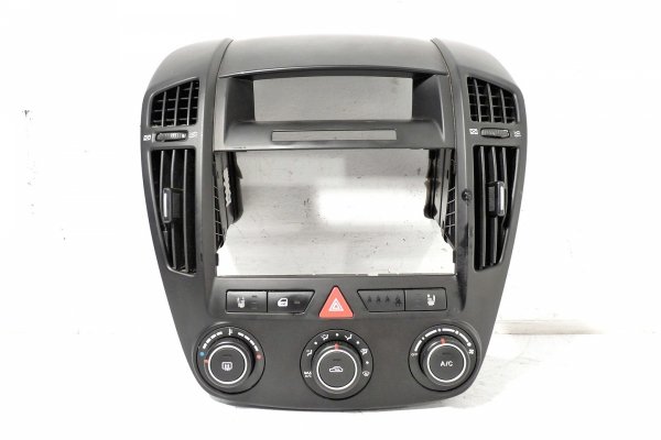 Panel klimatyzacji ramka Kia Ceed I ED 2009 (2007-2009) Kombi 