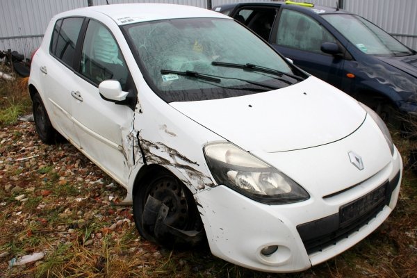 Klamka drzwi przód lewa Renault Clio III Lift 2010 Hatchback 5-drzwi (OV369)