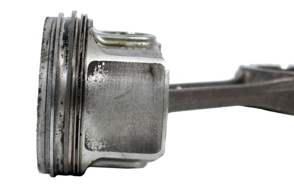 Tłok korbowód VW Polo 6N 1.9SDI ASY 1/2