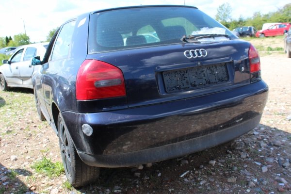 Audi A3 8L 1998 1.8i AGN Hatchback 3-drzwi [B/C]