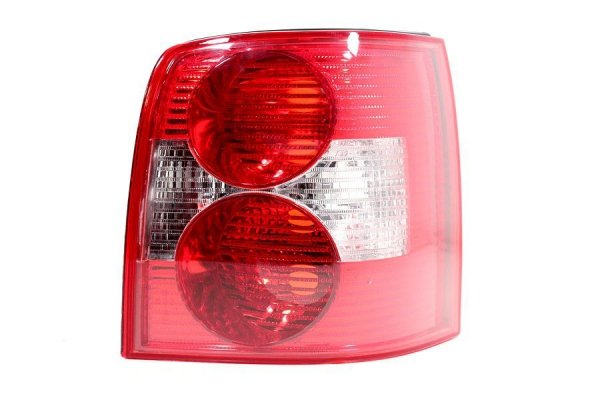 _Lampa tył prawa VW Passat B5 2001-2005 Kombi
