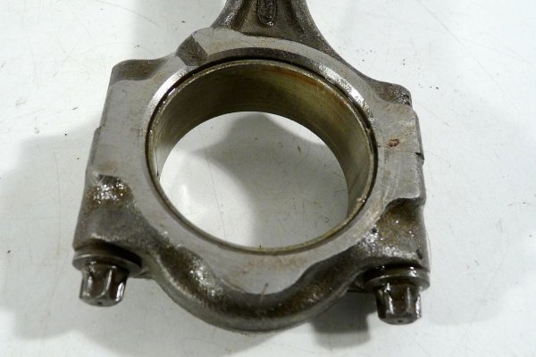 Tłok korbowód Ford Focus MK1 1998-2004 1.8i