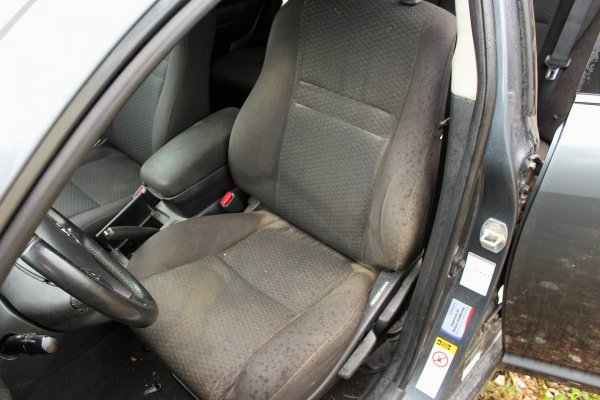 Toyota Avensis T25 2005 2.2D-CAT 2AD-FHV Kombi [A]