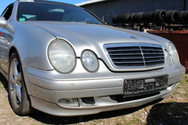 Półoś tył prawa Mercedes CLK W208 1999 2.0i 111945 Cabrio