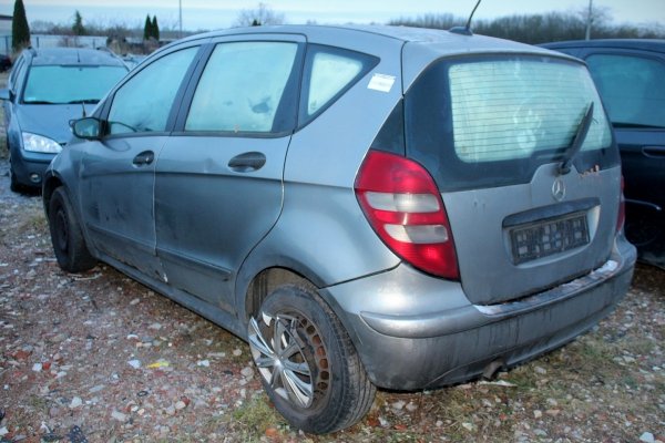 Półoś przód lewa Mercedes A-Klasa W169 2005 2.0CDI (5 biegów)