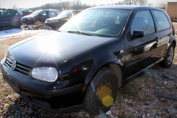 _Błotnik przód prawy VW Golf IV 1J 2002 Hatchback 3-drzwi (kod lakieru: L041)