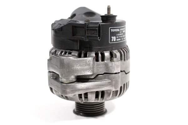 _Alternator Toyota Avensis T22 1998-2003 2.0i 16V (70A)