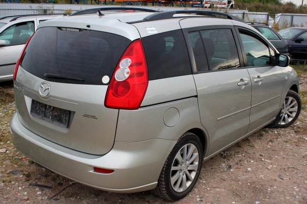 _Podszybie Mazda 5 CR 2008 Van 