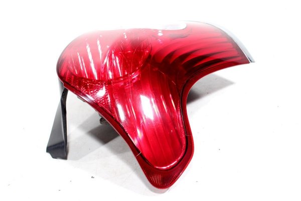 Lampa tył lewa Toyota Avensis T25 Lift 2006-2008 Kombi