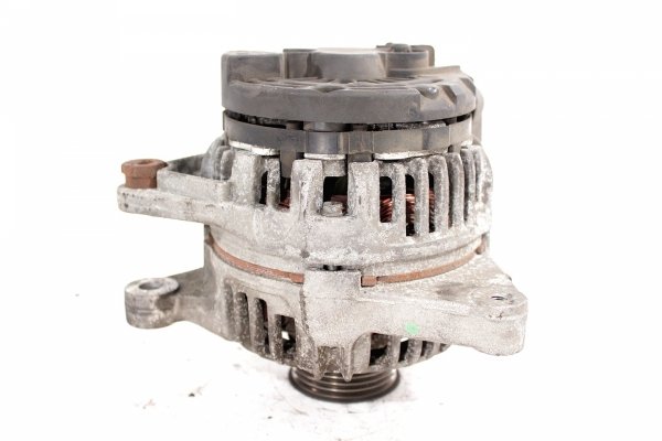 Alternator Toyota Avensis T25 2004 1.8VVTI Sedan