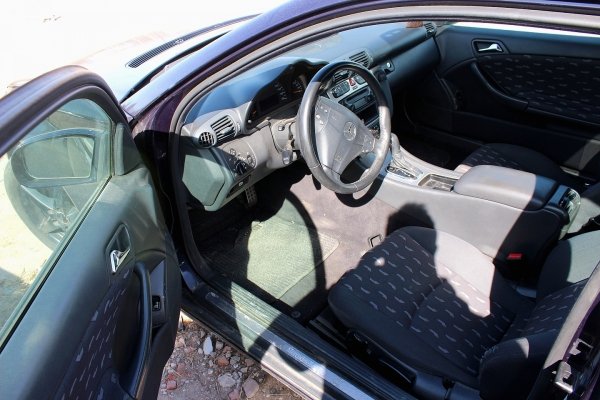 Sanki silnika Mercedes C-klasa W203 2003 Sportcoupe 