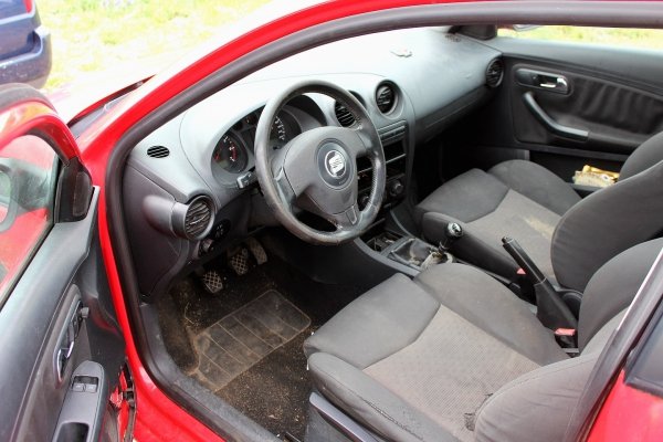 Seat Ibiza III 6L 2004 1.4i BBY Hatchback 3-drzwi [B]