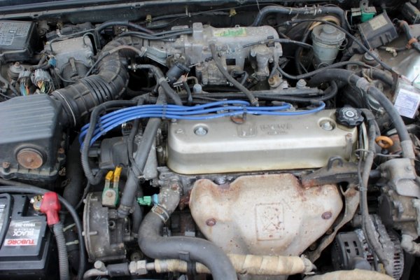 Ława sanki wózek zawieszenia tył Honda Accord V 1996 2.0i F20Z1 Sedan 
