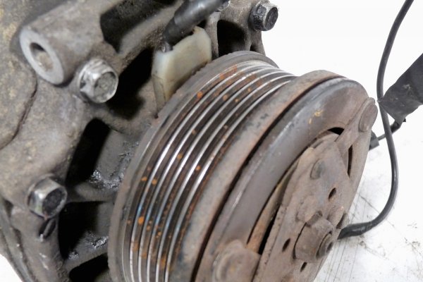 Sprężarka pompa klimatyzacji Mitsubishi Grandis 2005 2.0DID BSY Van