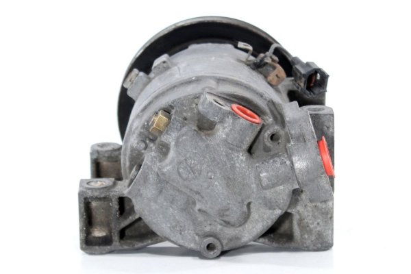 _Sprężarka klimatyzacji Nissan Almera N16 2000-2006 2.2DI