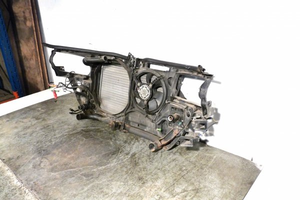 Pas przód Volkswagen Passat B5 1998 1.8i 20V ADR Kombi 