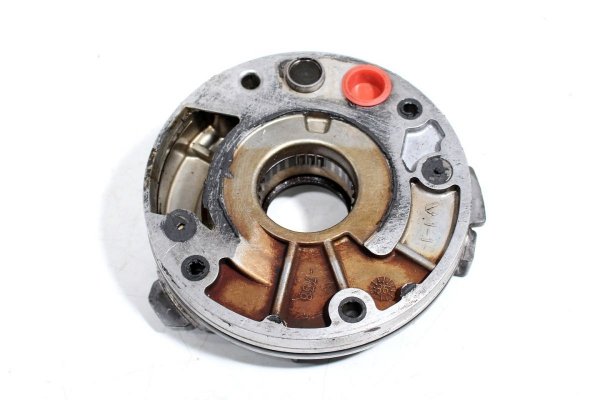 _Pompa oleju Volvo V40 S40 1.8i 16V