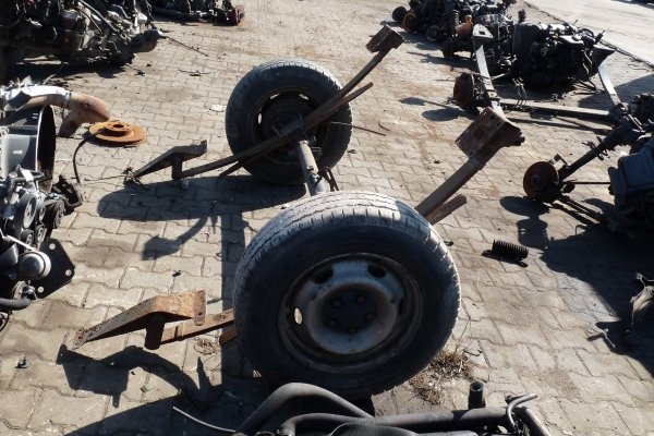 Resor tył prawy Peugeot J5 1991 2.5TD (4-piórowy)