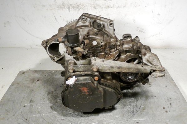 _Skrzynia biegów AYH VW Passat B3 1988-1993 1.8IE 