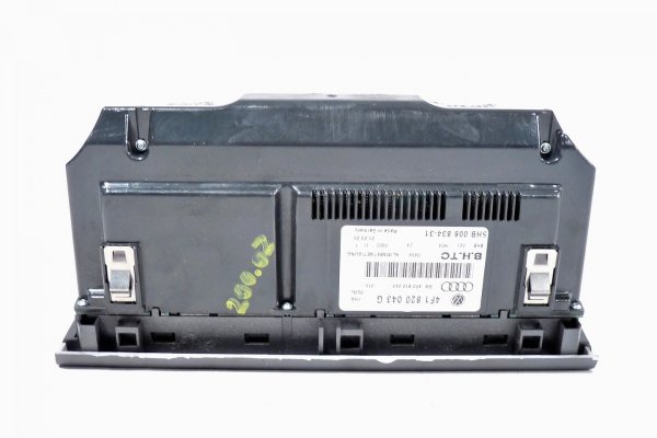 Panel klimatyzacji Audi A6 C6 2005 Kombi 