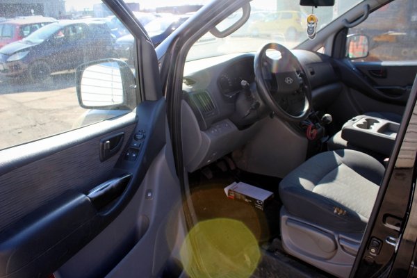 Mechanizm silniczek wycieraczek Hyundai H1 2009 2.5CRDI