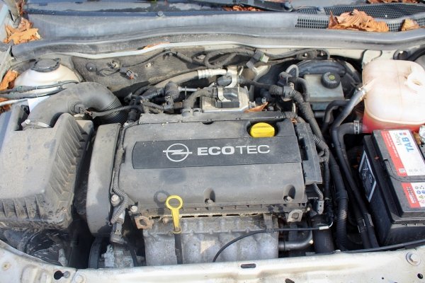 _Silnik Opel Astra H Lift 2008 1.6i Z16XER